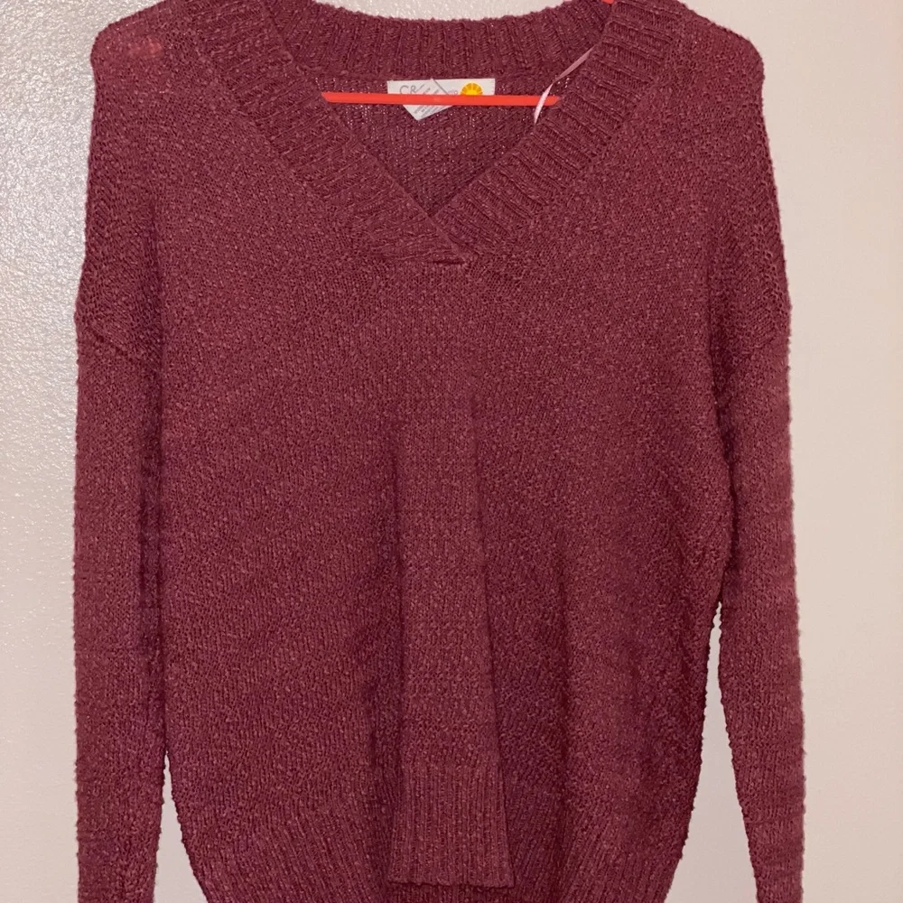 Sweater - Picture 1 of 3